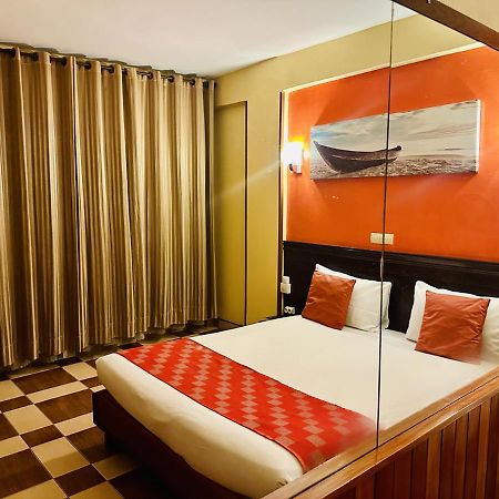 Yaahot Hotel ยาอุนเด ภายนอก รูปภาพ