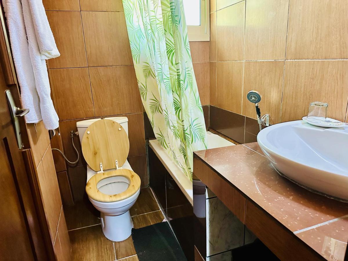 Yaahot Hotel ยาอุนเด ภายนอก รูปภาพ